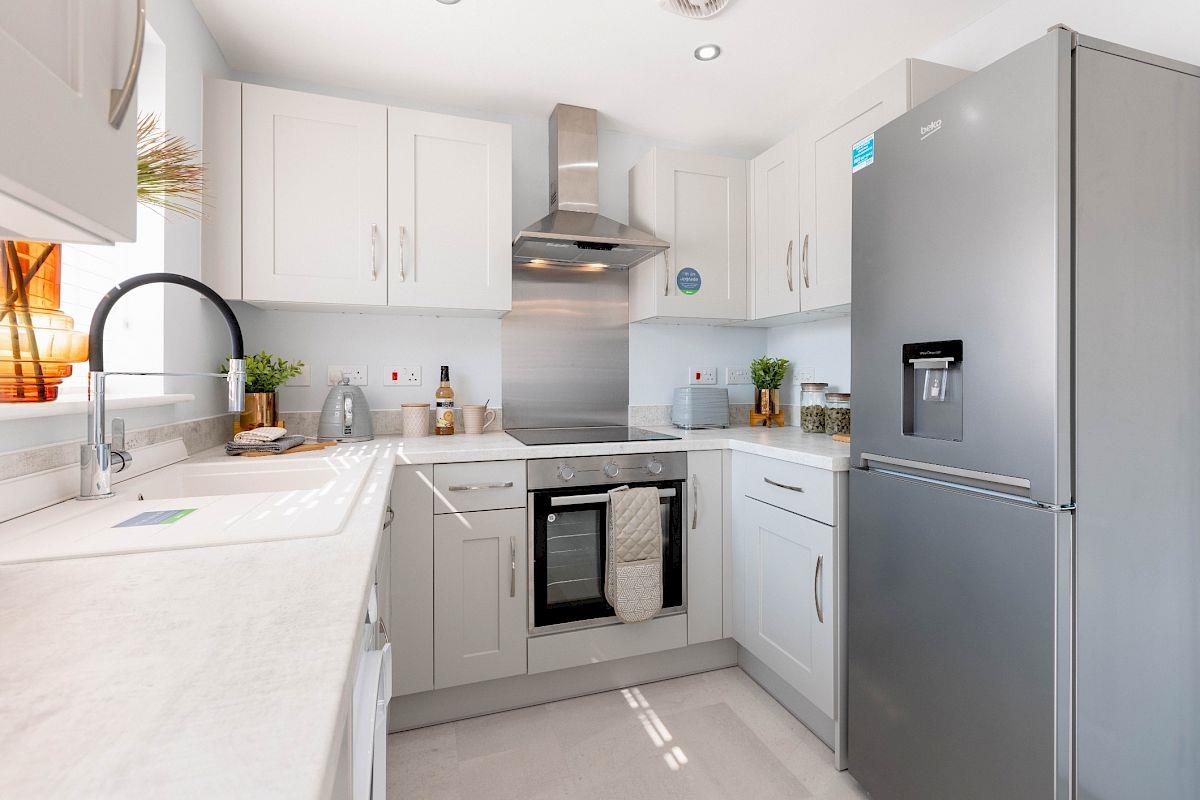 3 Bedroom House To Rent image 3